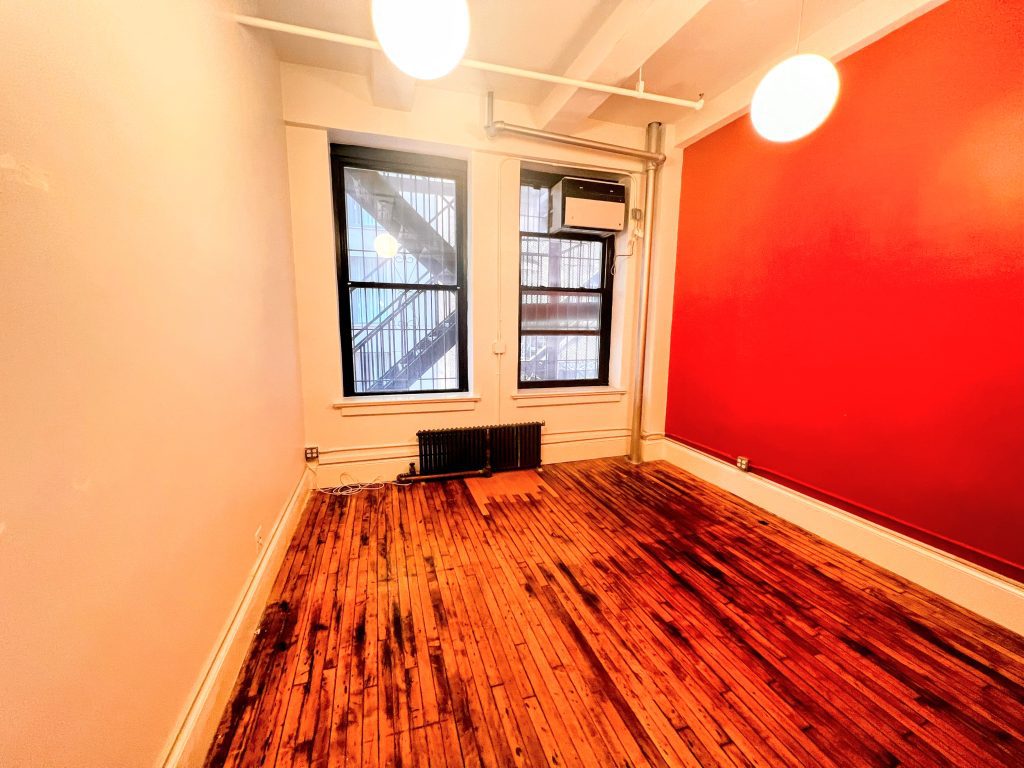 135 West 26 Street, Suite 4C