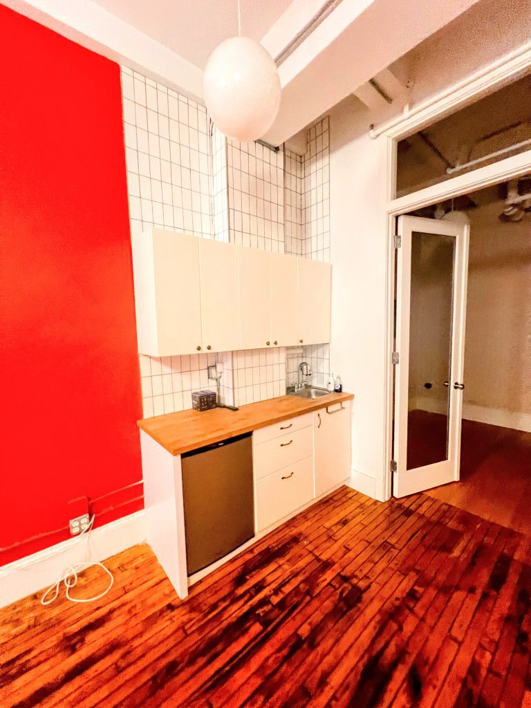 135 West 26 Street, Suite 4C